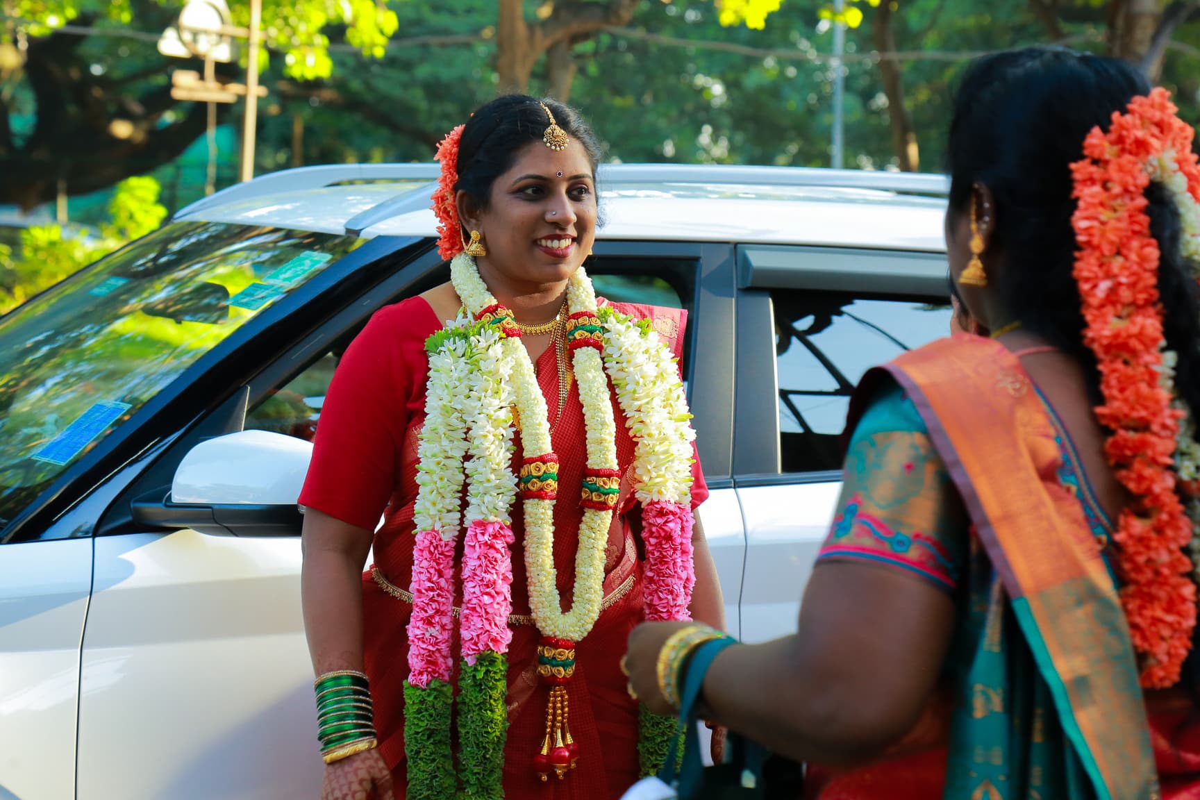 Vicky & Sukanya Photo 8