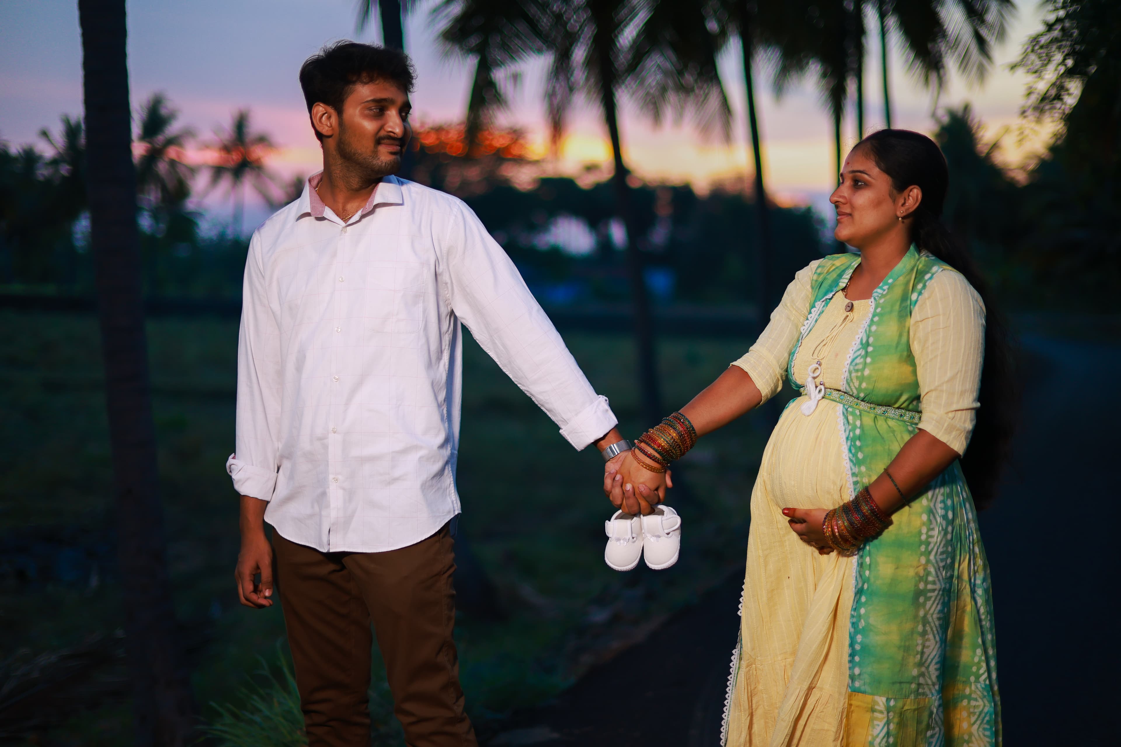 Sanjika & Suryavel Photo 2