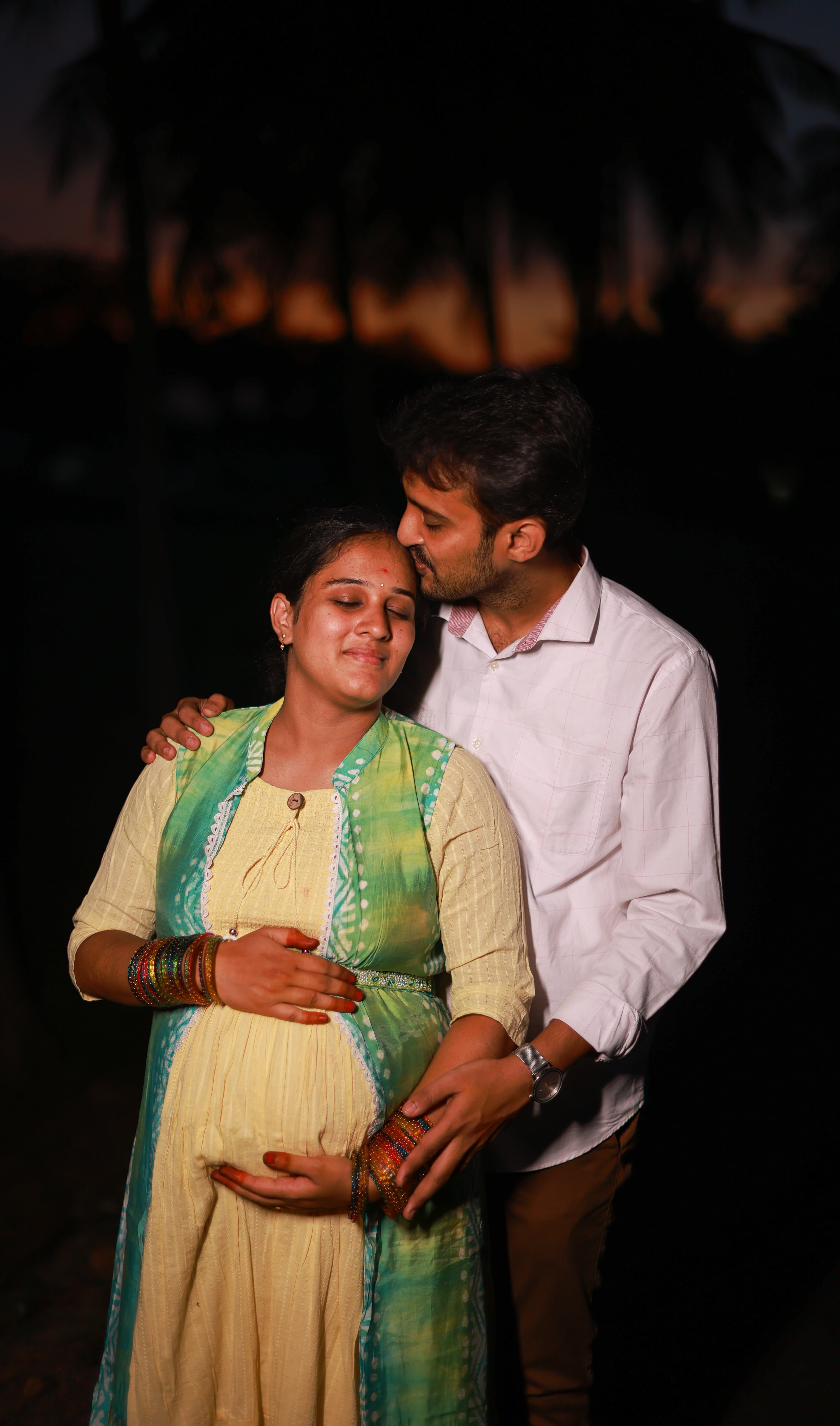 Sanjika & Suryavel Photo 5